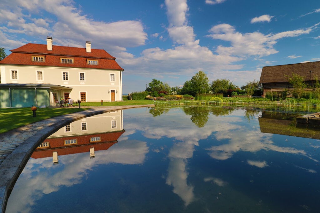 Atelier Gaia Lovecký zámeček Maníkovice